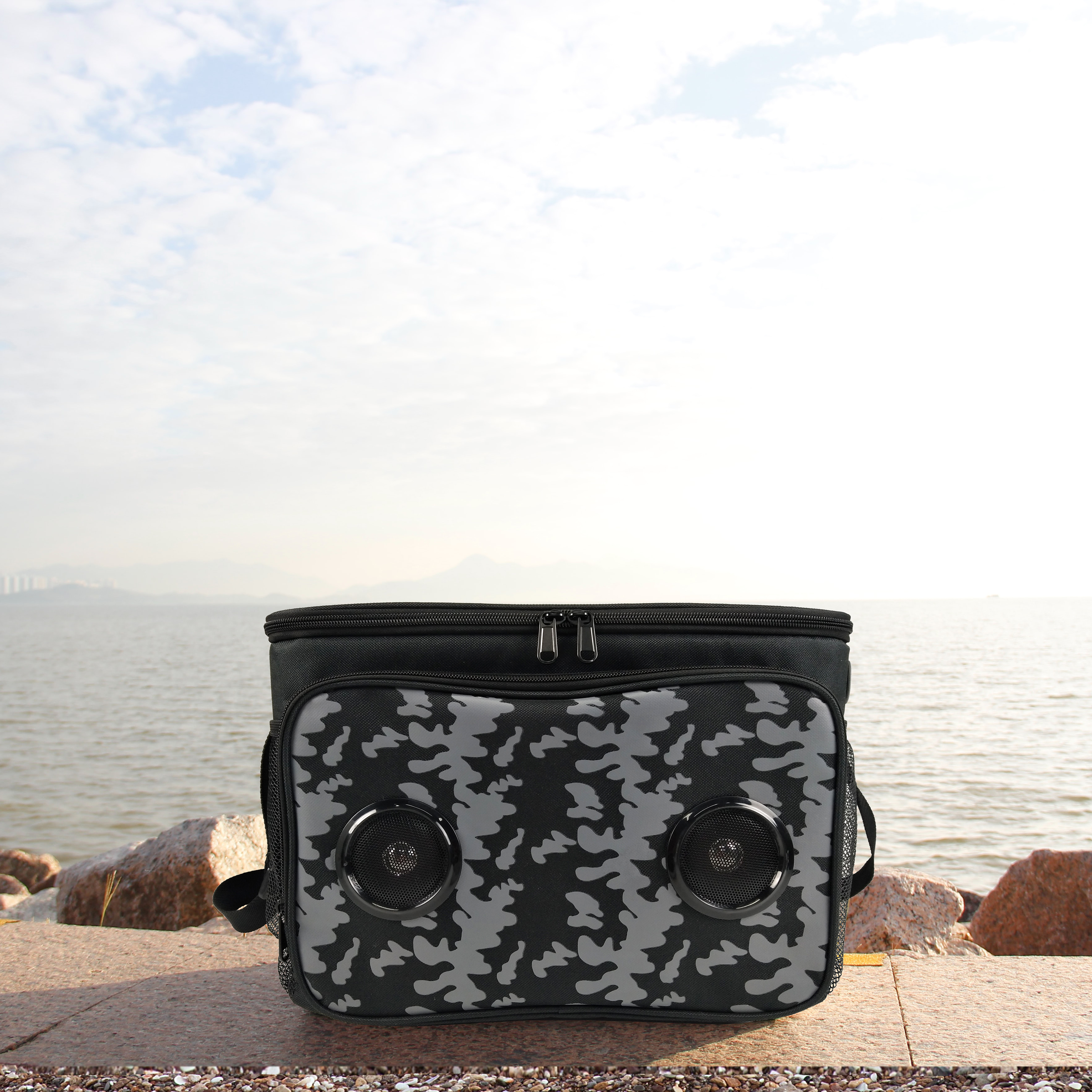 Portable Camouflage Insulated Cooler Speaker Bag