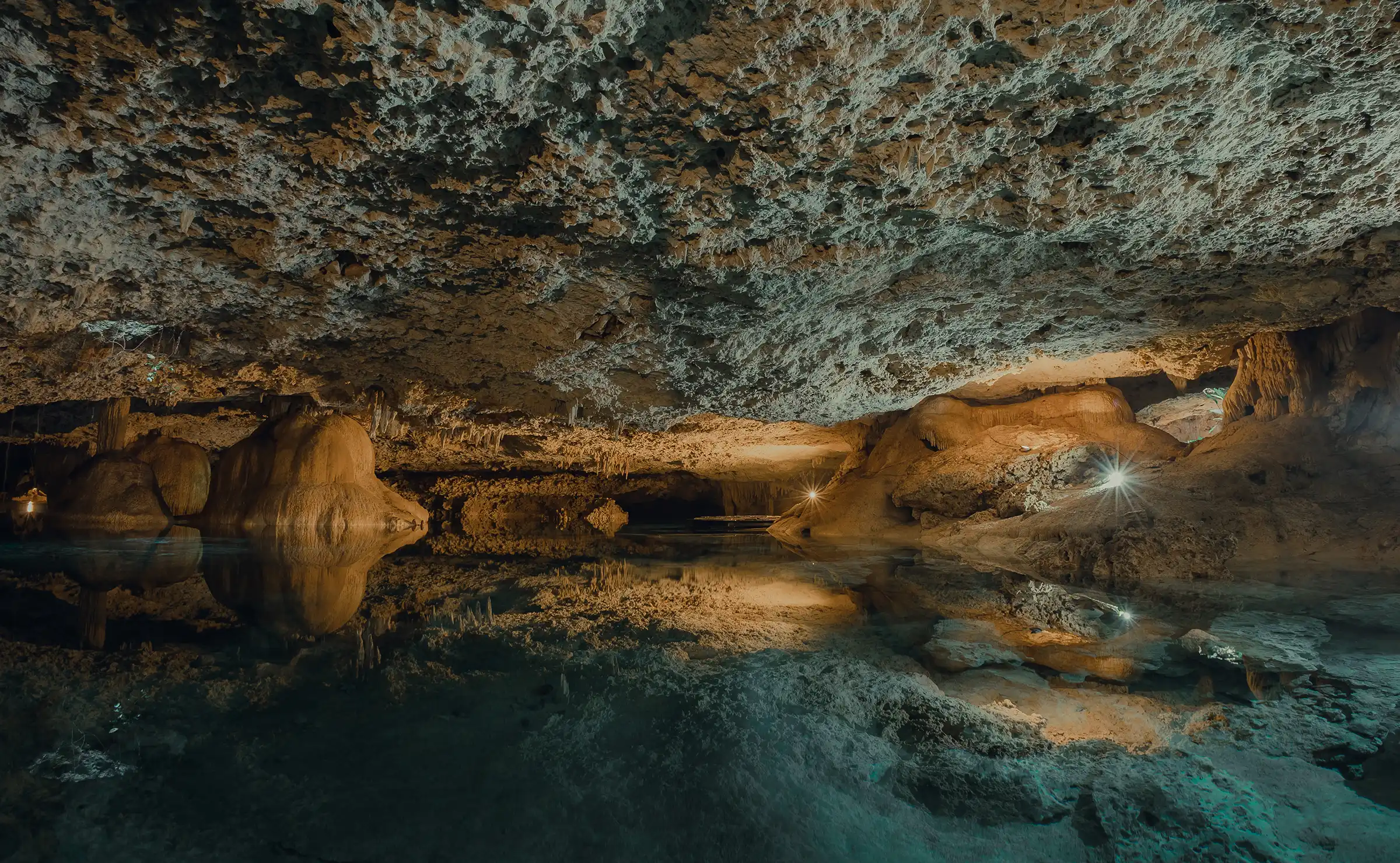Tulum Ruins Tour and Xibalba snorkel
