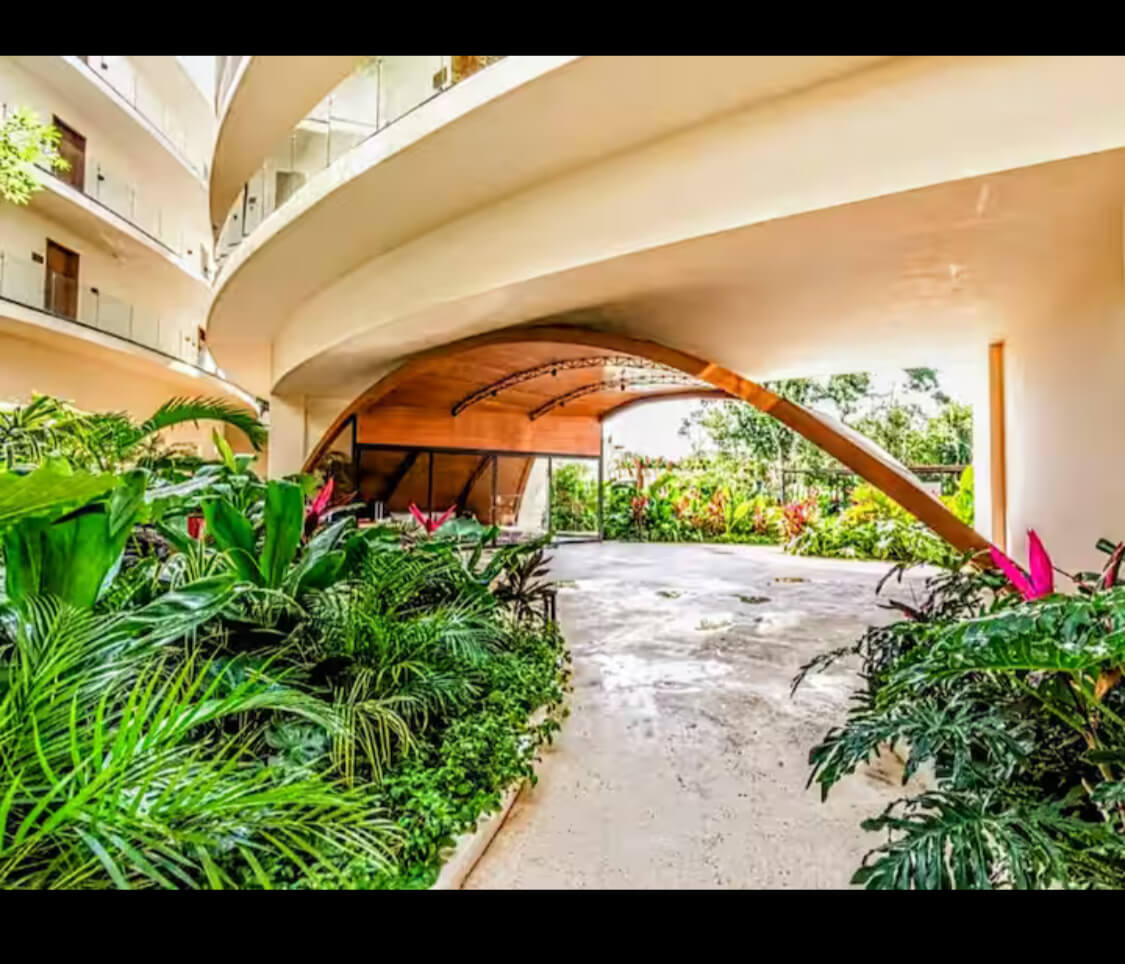 Two-Bedroom Apartment In Mistiq Gardens