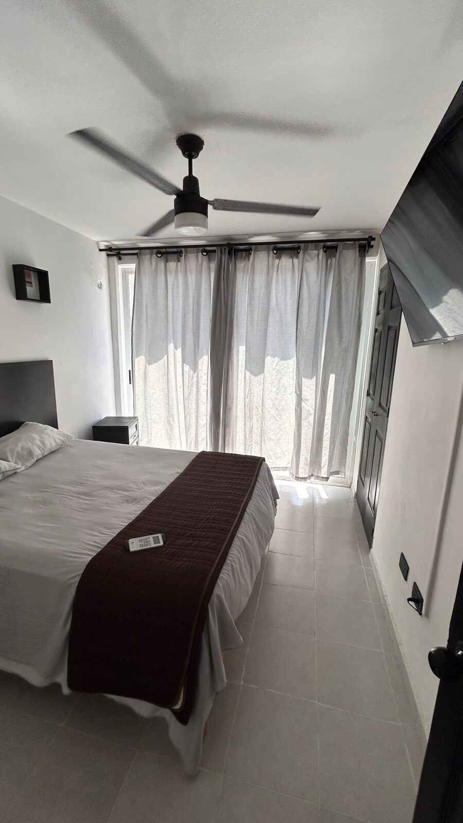 🏡 Spacious 2-Bedroom Apartment in Downtown Tulum 🌴