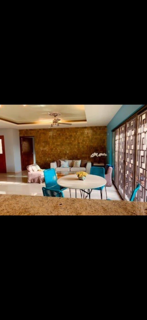 🏠 2-Bedroom Apartment in La Veleta