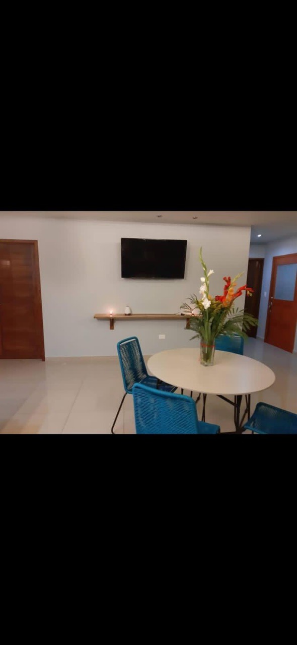 🏠 2-Bedroom Apartment in La Veleta