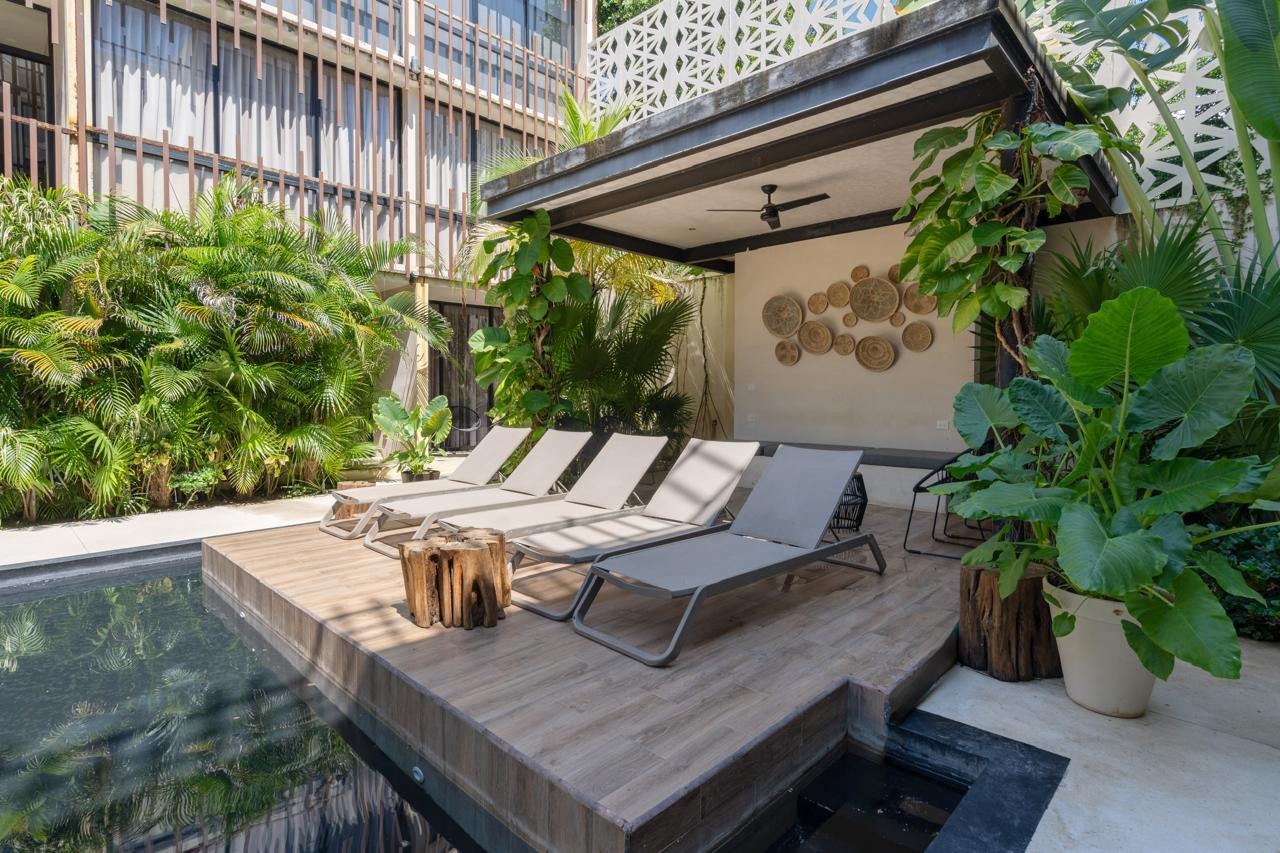 Furnished Studio for Rent – Av. Coba ($11,500 MXN)