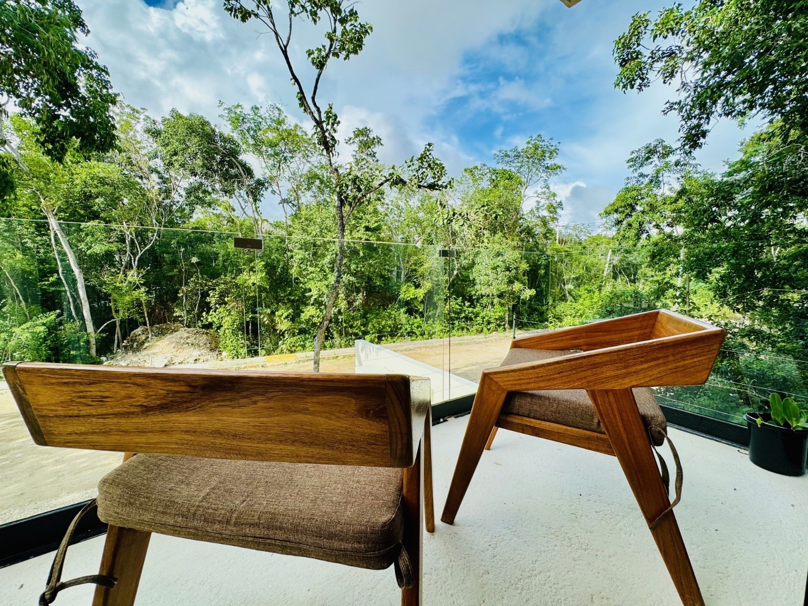 Bright Studio  – 2nd Floor $10,500 Mxn