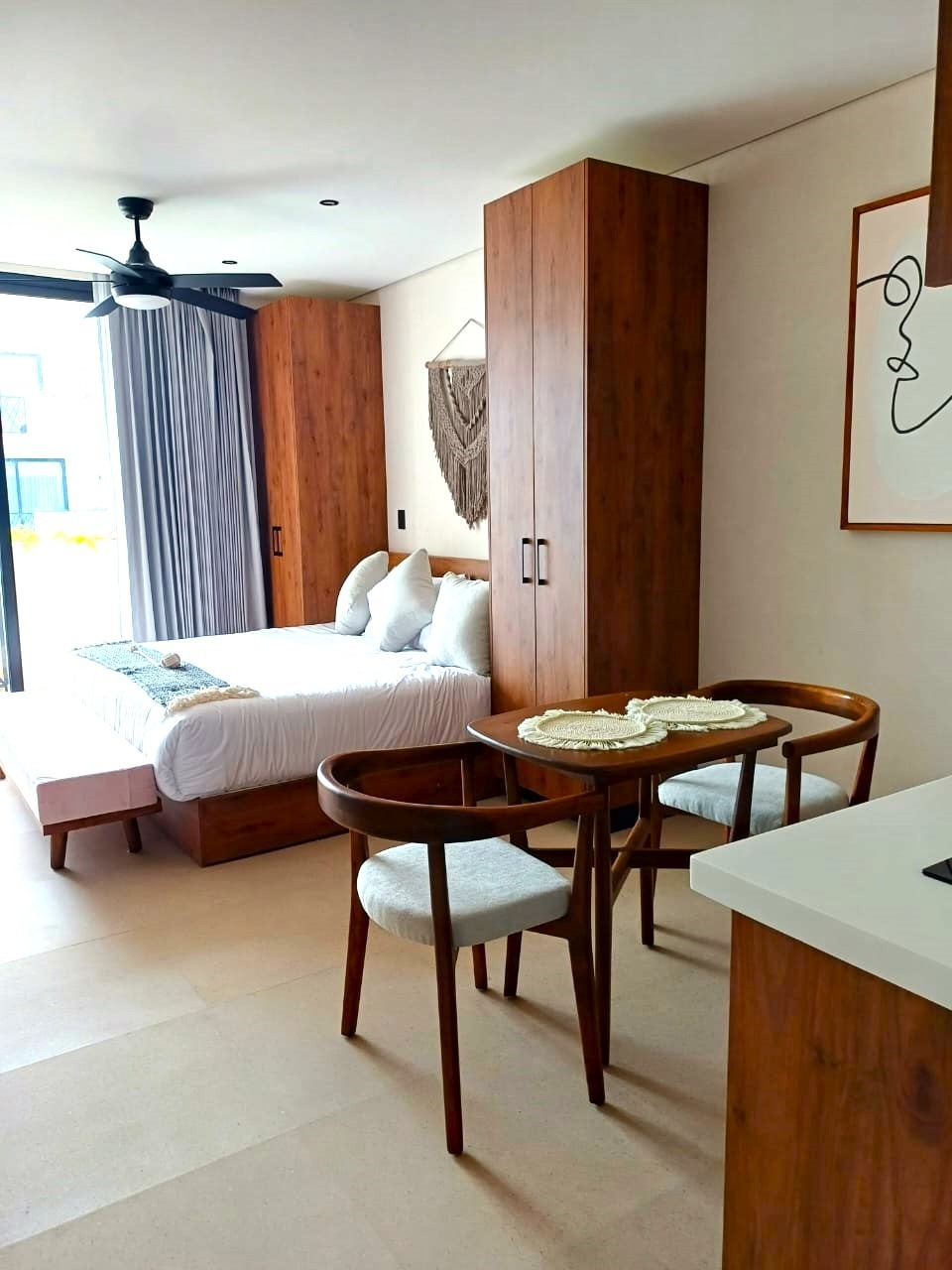 🏡 2-Bedroom Apartment with Premium Amenities