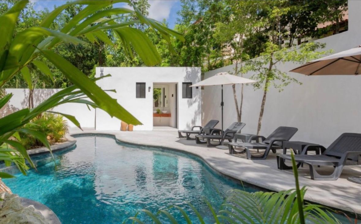 New furnished studios in La Veleta, Calle 8 Sur! 🏘️