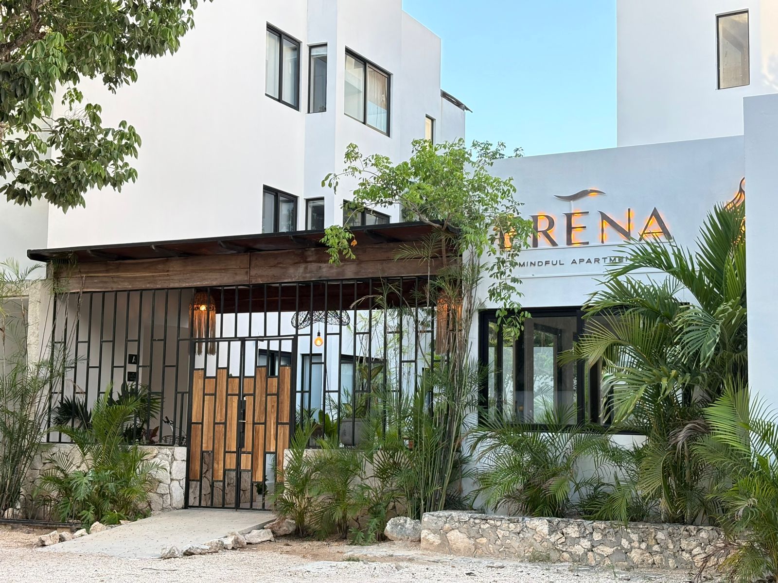 New furnished studios in La Veleta, Calle 8 Sur! 🏘️