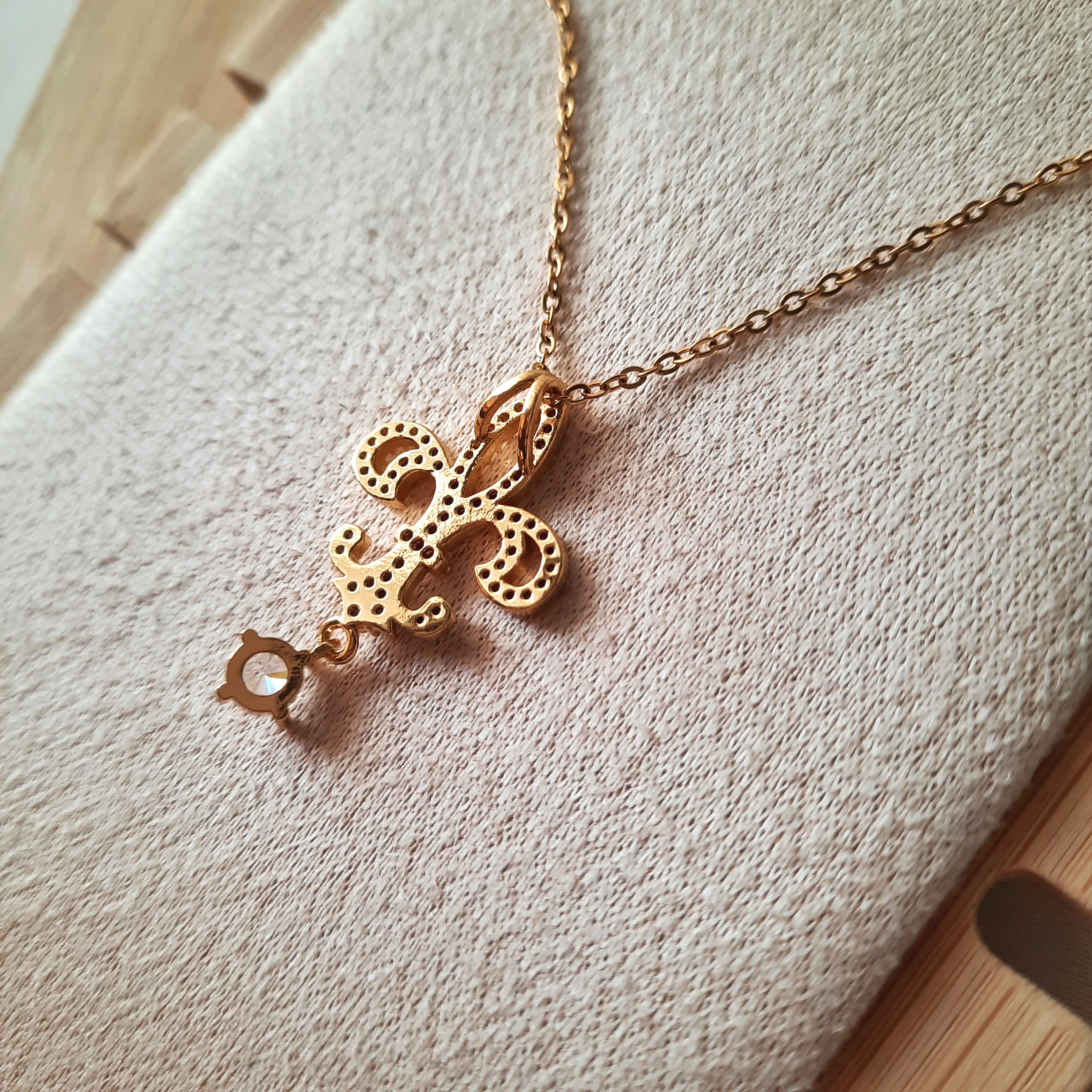 Collier Fleur DE LYS