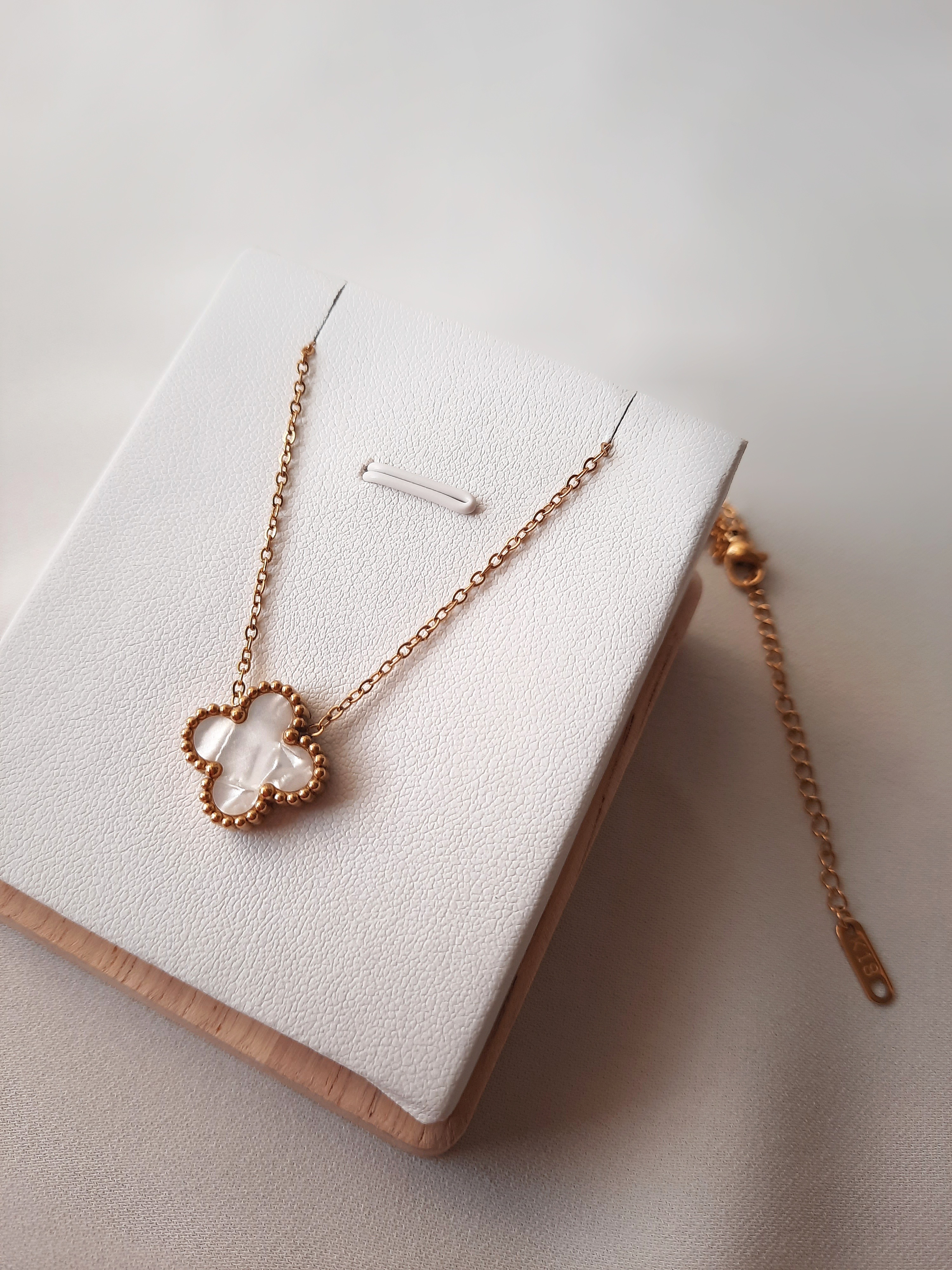 Ensemble Ivory Clover