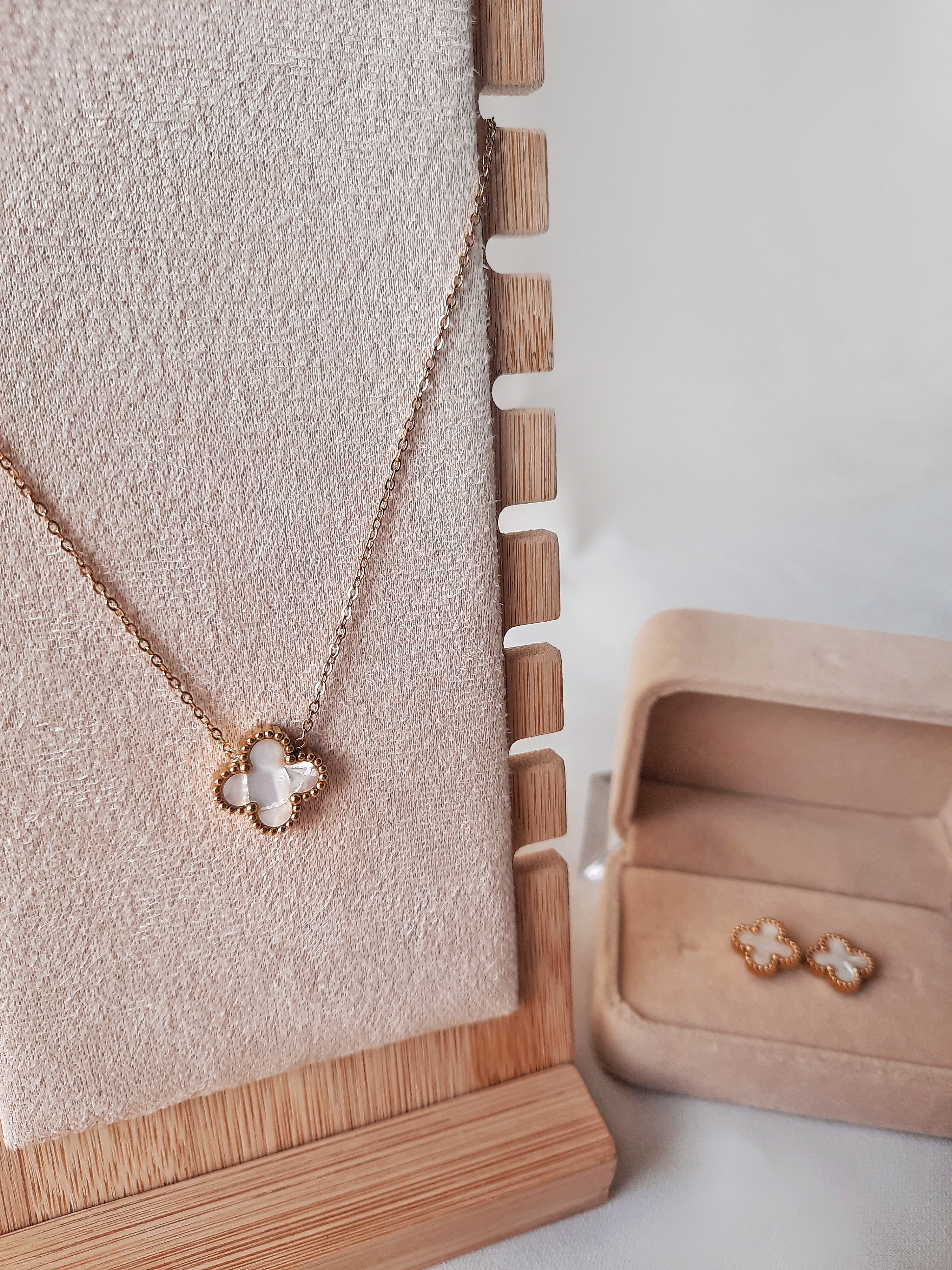 Ensemble Ivory Clover