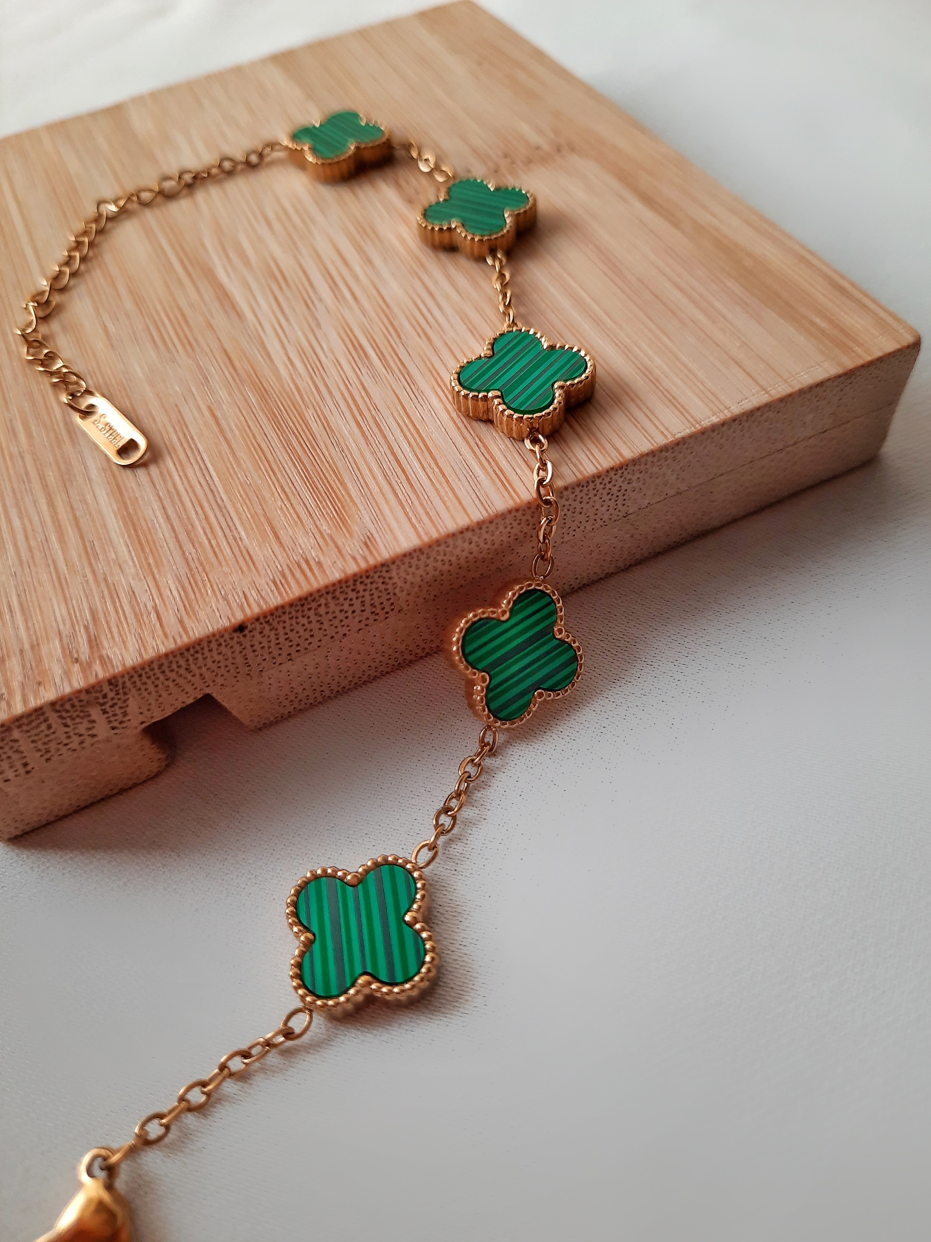 Gourmette Emerald Clover