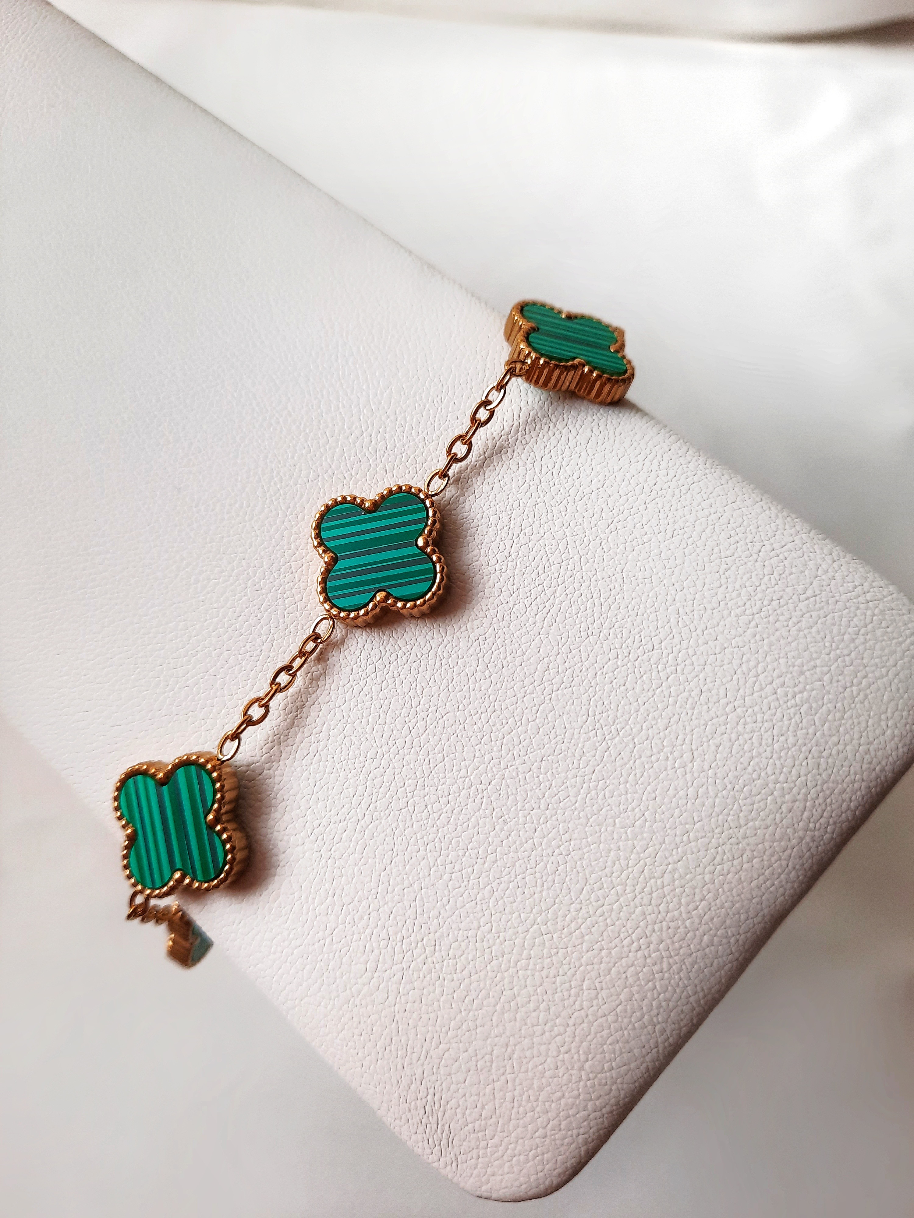 Gourmette Emerald Clover