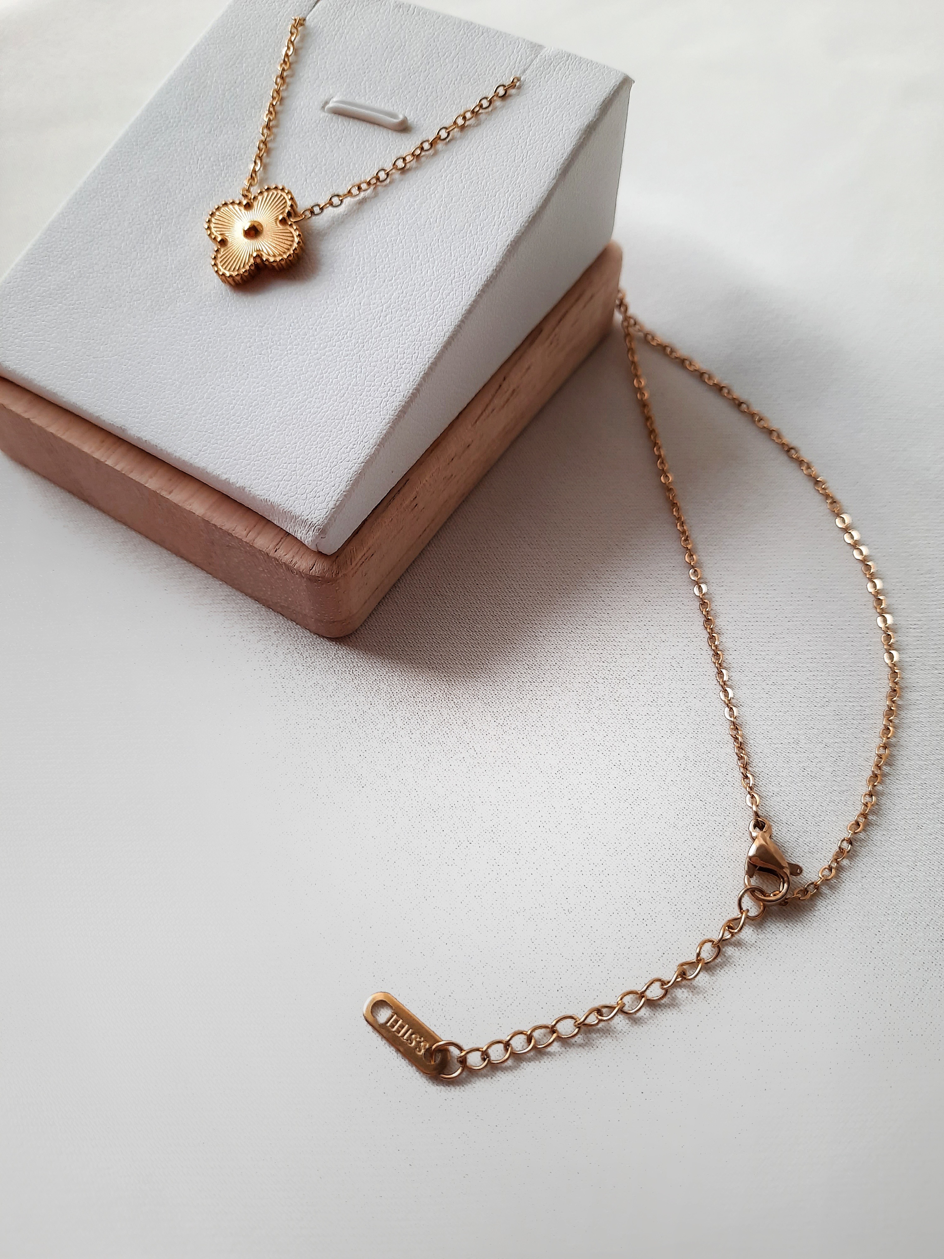 Collier Gold Clover