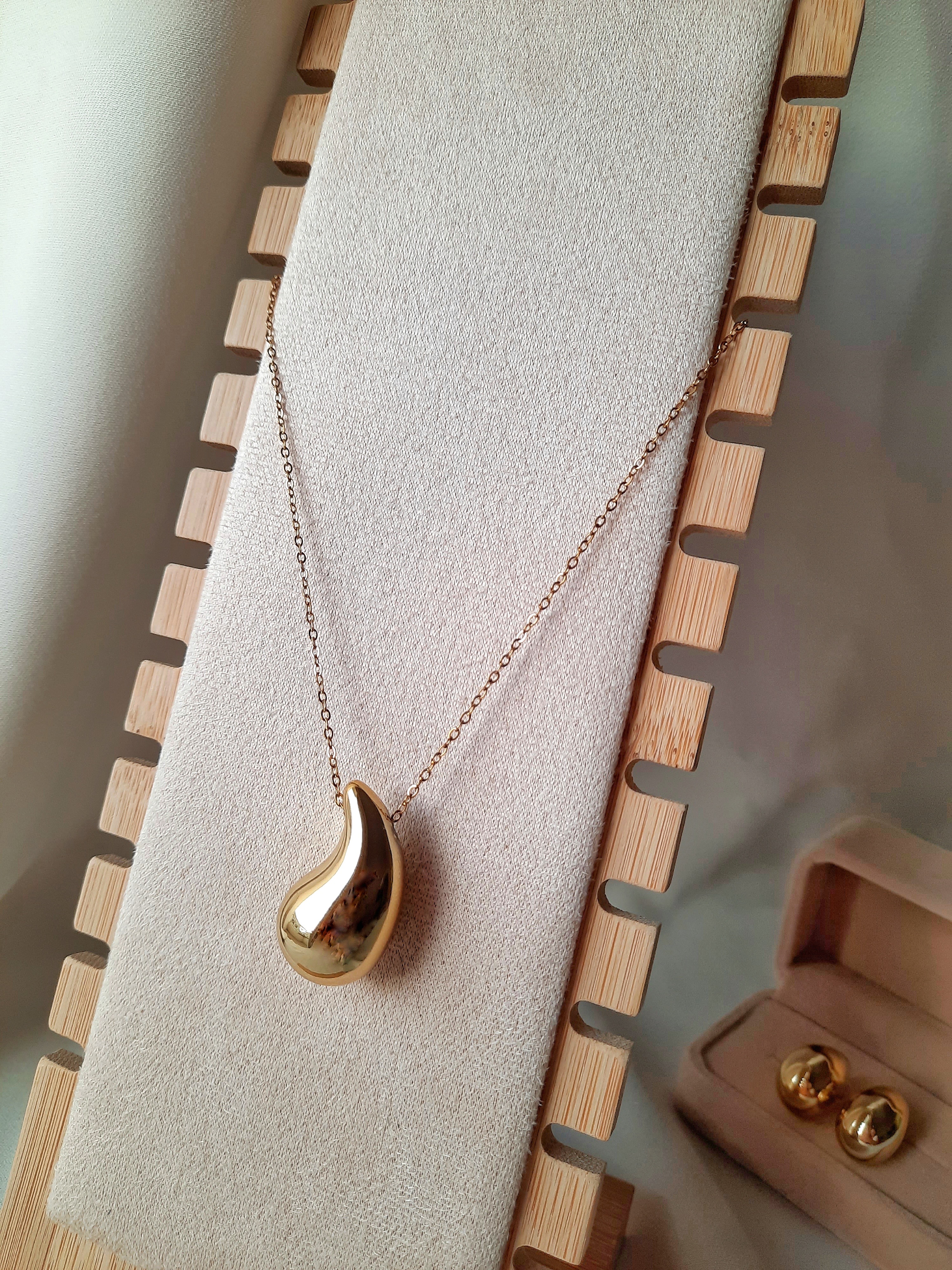 Ensemble Eternal drop