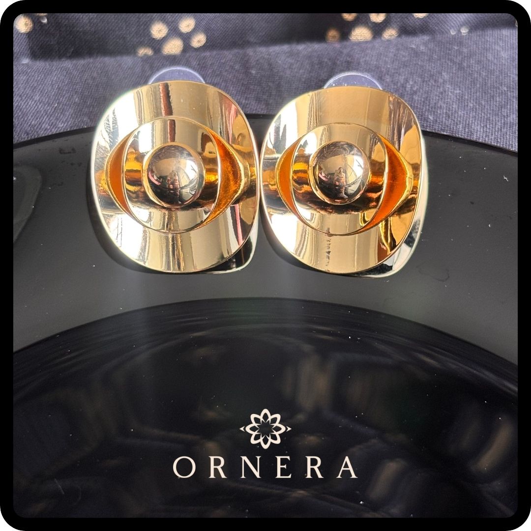 Button Golden Earrings