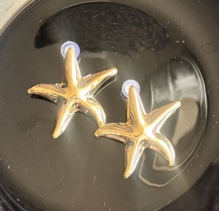 Starfish  gold-coloured earrings