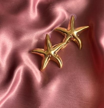 Starfish gold-coloured earrings