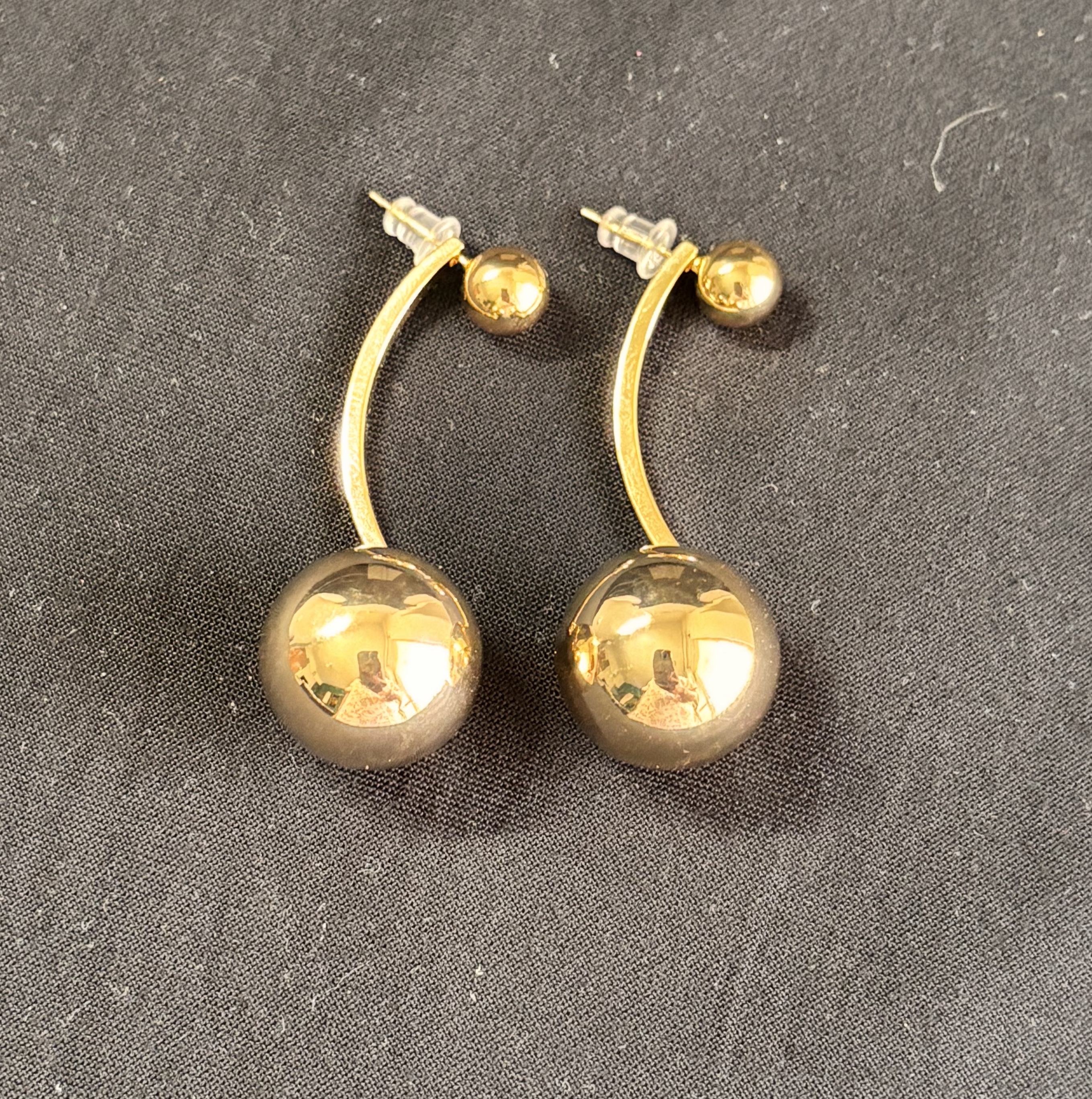 Gold Tone Drop Earrings