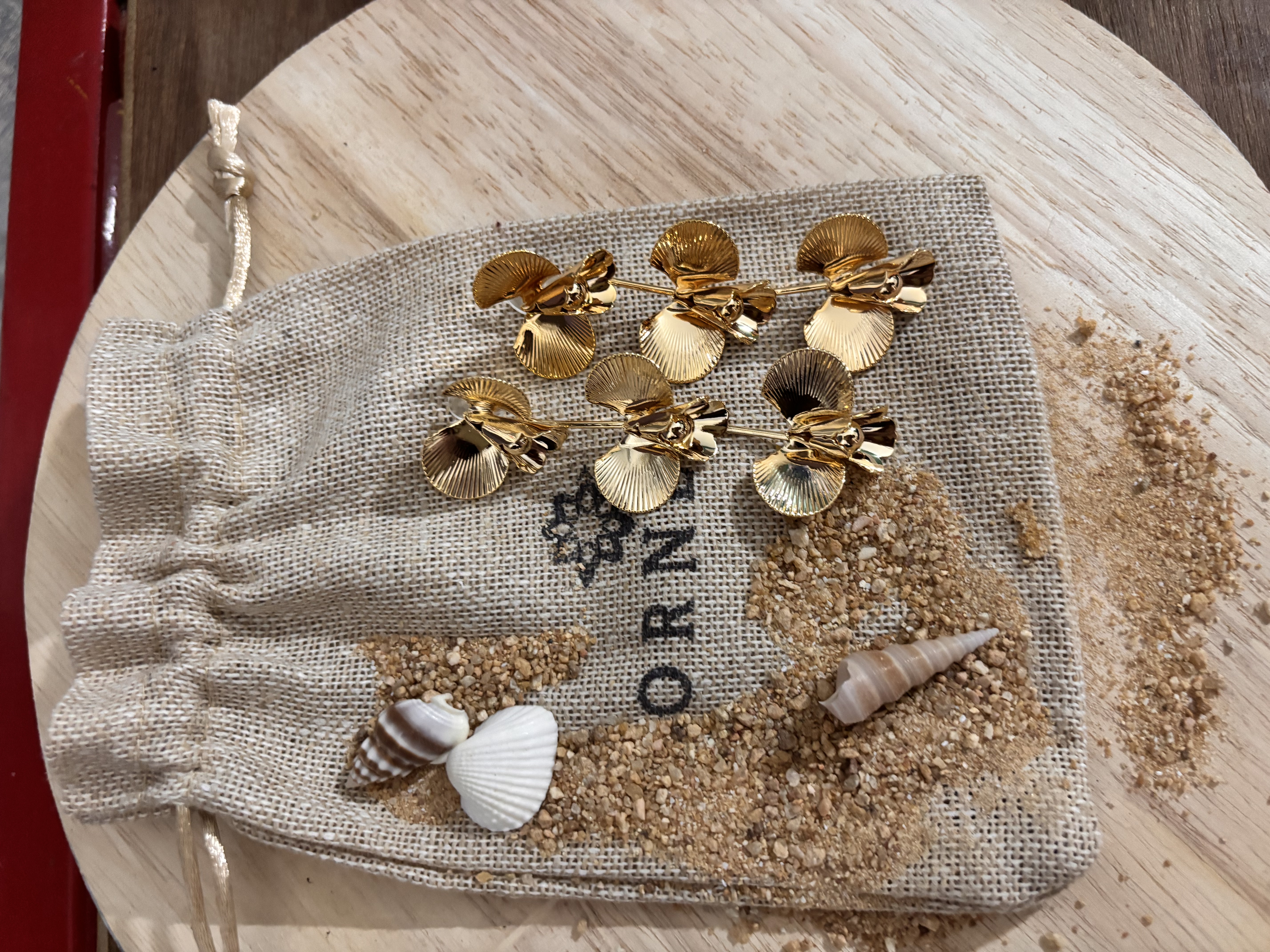 Golden Shell Earrings