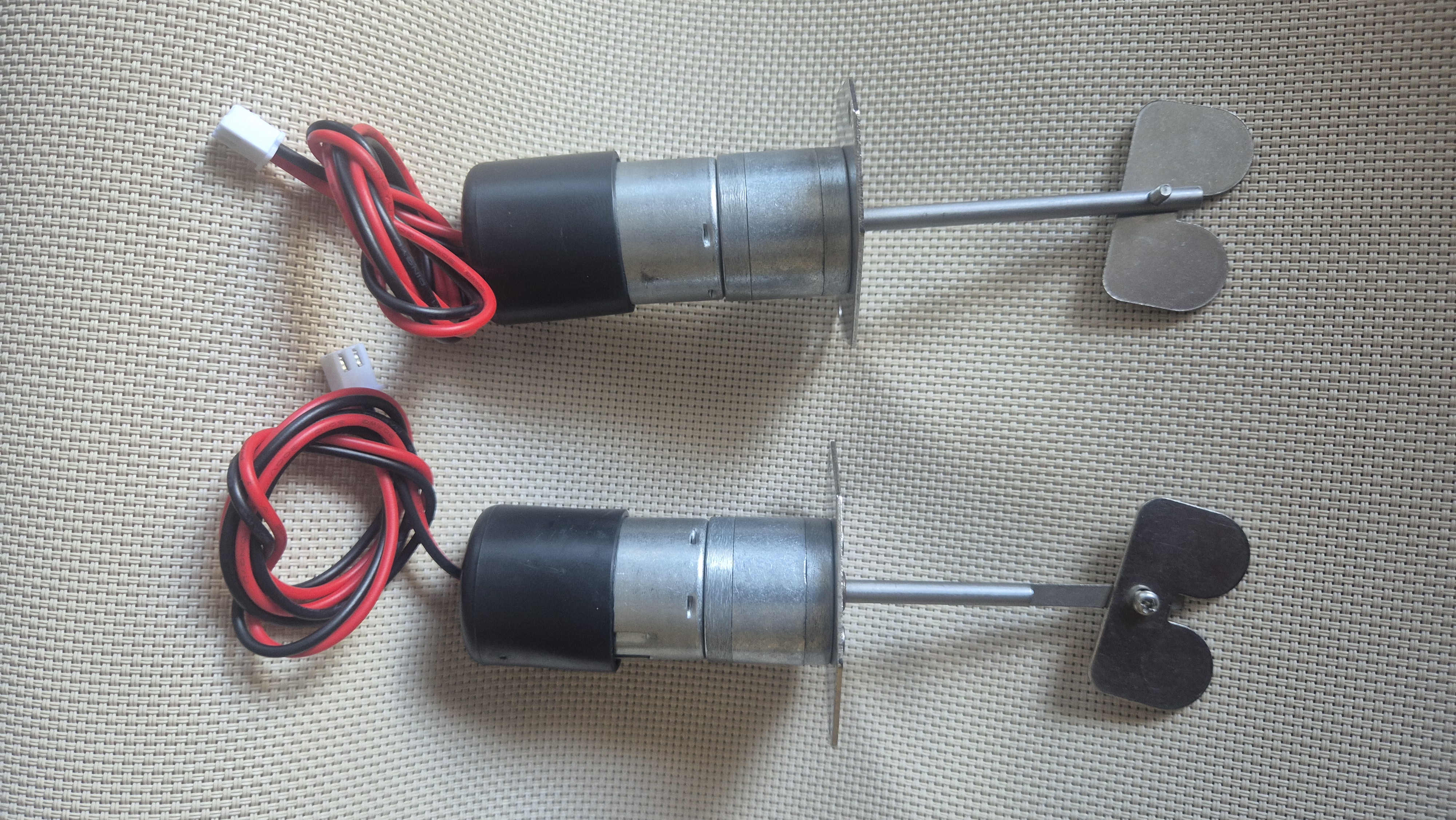 Mezclador de tinta blanca 260ml. 