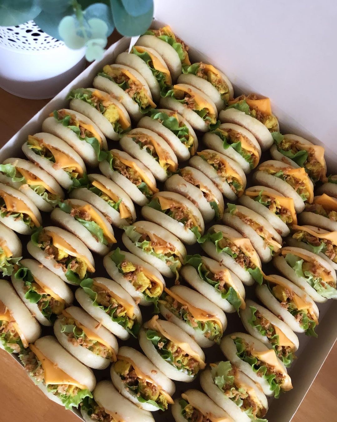 Mini Bao Sandwiches (12Pcs boxe)