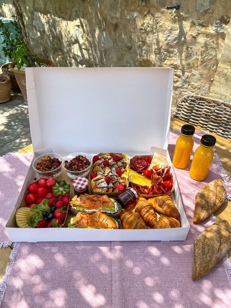 Gourmet Breakfast Box