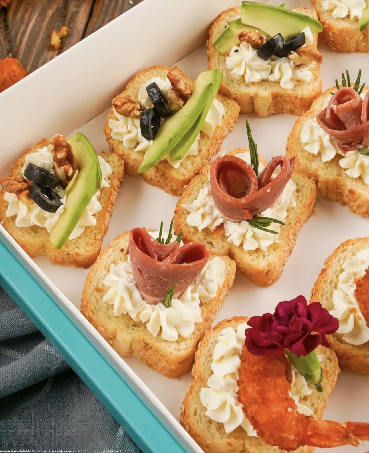Bruschetta Finger Food Party Pack 16pcs
