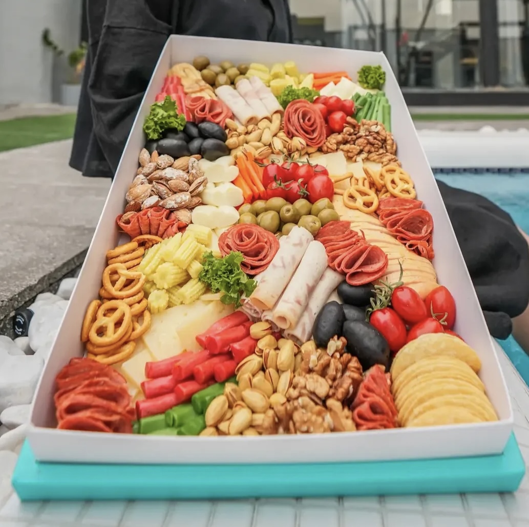 Fruit & Appetizer Party Pack