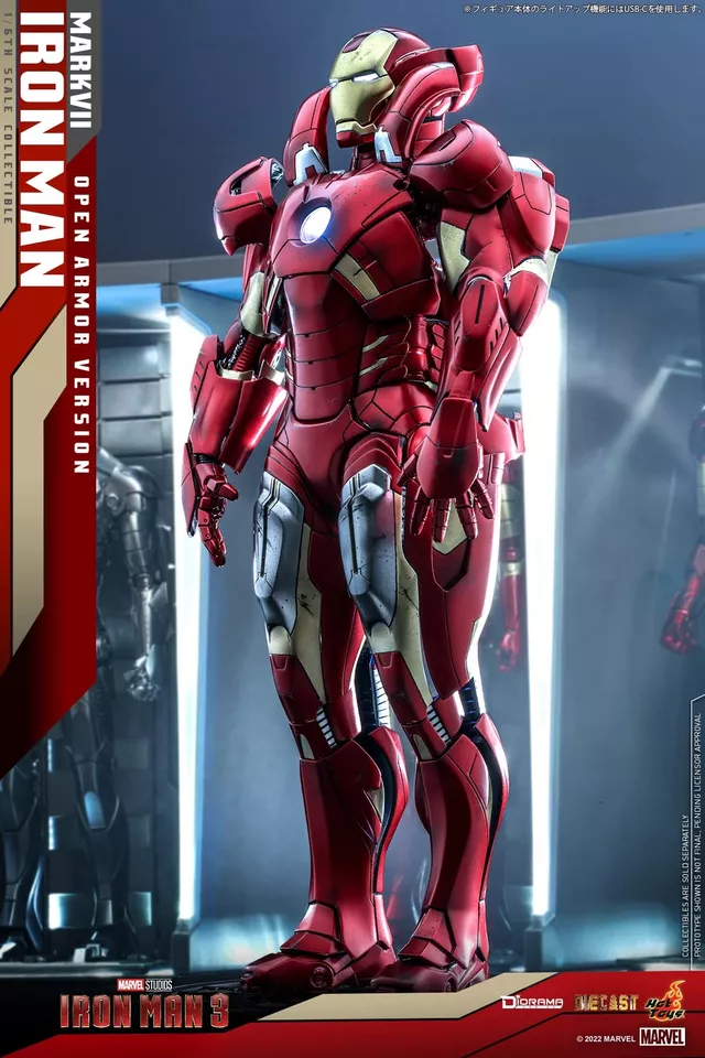 Hot Toys DS004D51 Iron Man 3 Iron Man Mark VII (Open Armor Version) 1/6 Diorama