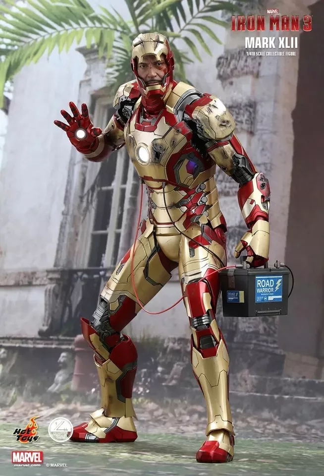 Hot Toys QS008 Iron Man 3 1/4 Mark XLII Collectible Figure [Deluxe Version]