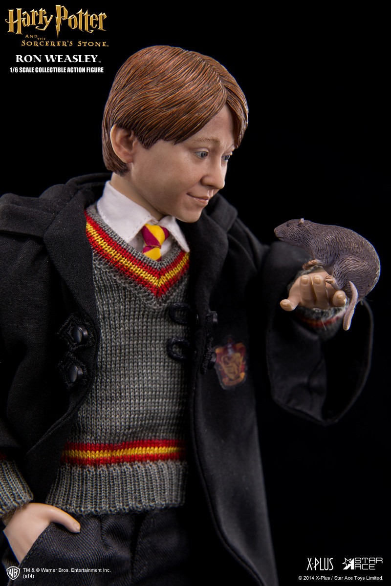 SA0002 Ron Weasley 1/6 action figure with costume 26 cm