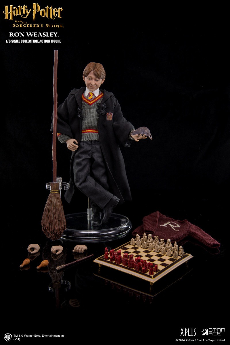 SA0002 Ron Weasley 1/6 action figure with costume 26 cm