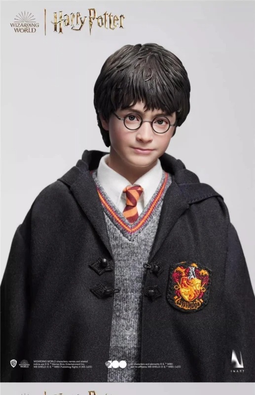 InArt Harry Potter And The Sorcerer’s Stone Harry Potter College Suit 1/6 Figure (Standard Version)(Sculpted Hair)