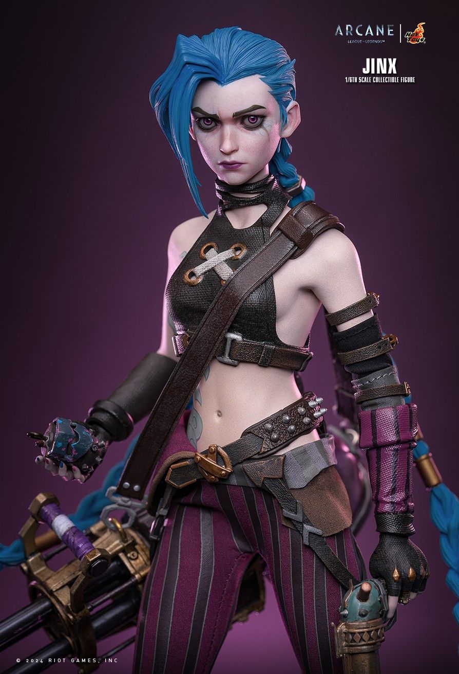 Pre order! Hot Toys TMS137 Arcane Jinx 1/6 Figure