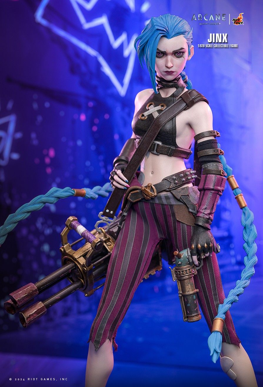 Pre order! Hot Toys TMS137 Arcane Jinx 1/6 Figure