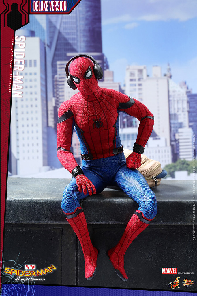 Hot Toys MMS426 Spider-Man Homecoming 1/6 Deluxe