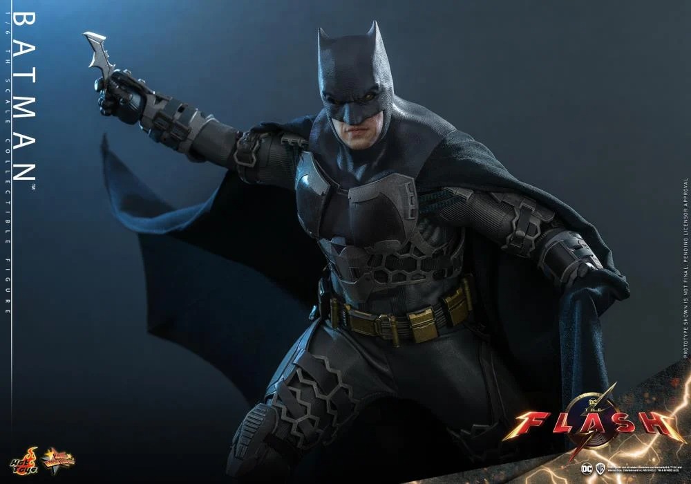 Hot Toys MMS703 The Flash – Batman 1/6 Figure