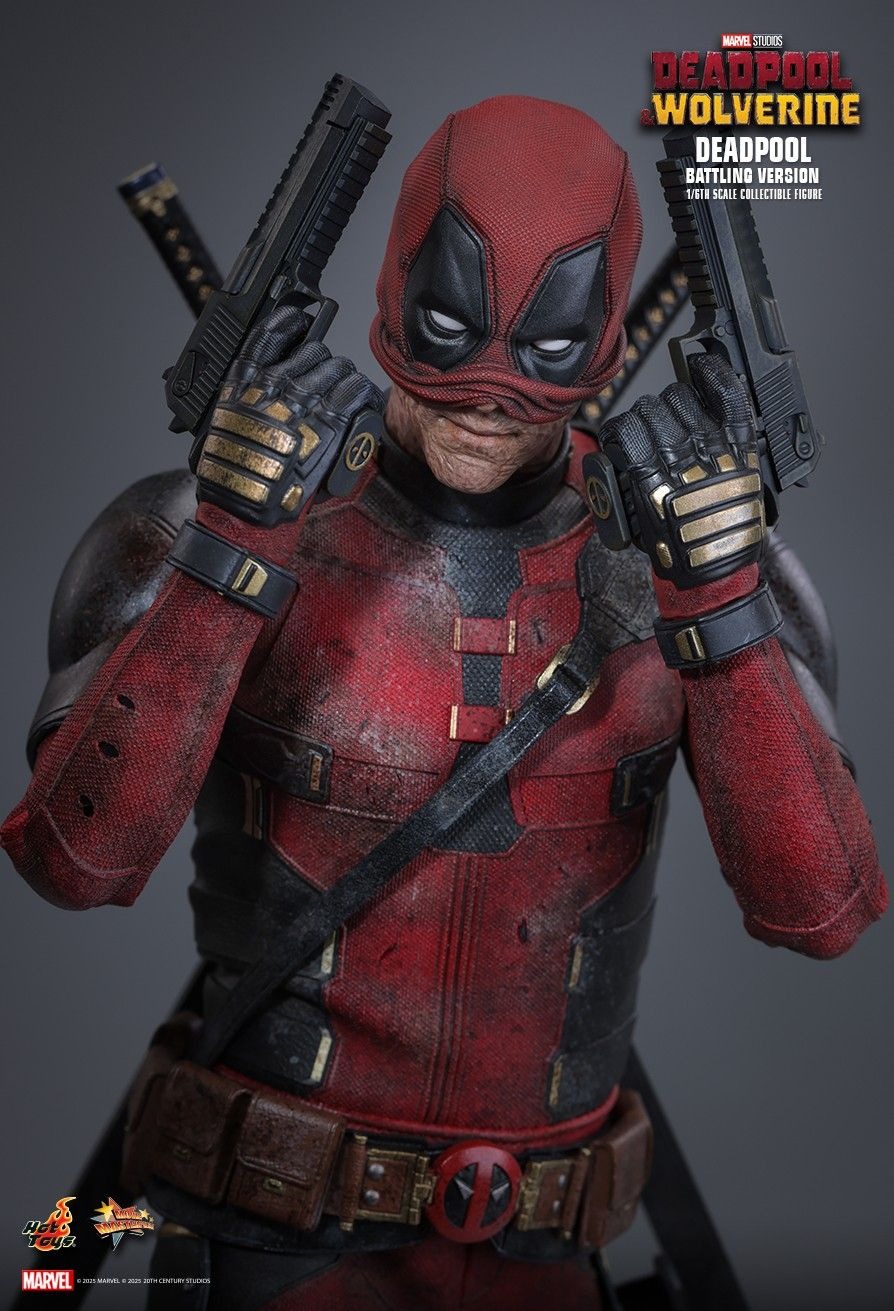 In Stock! Hot Toys MMS782 Deadpool & Wolverine Deadpool (Battling Version) 1/6 scale Collectible Figure