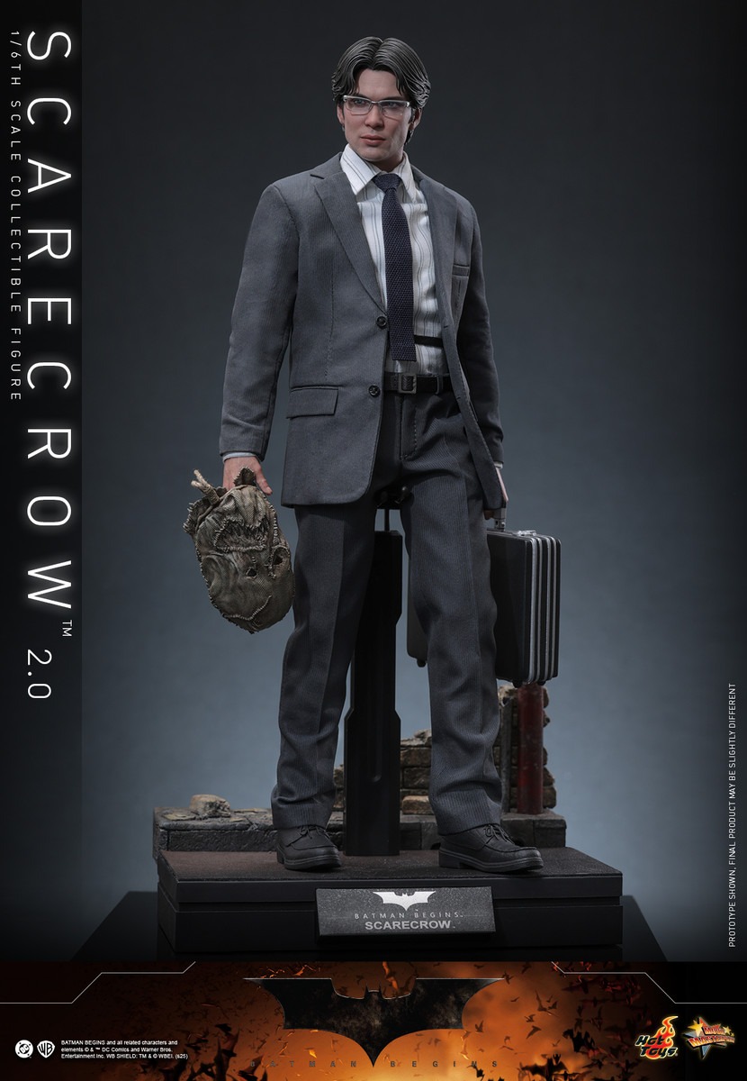 Pre Order! Hot Toys MMS801 Scarecrow 2.0 Batman Begins 1/6th scale Collectible Figure