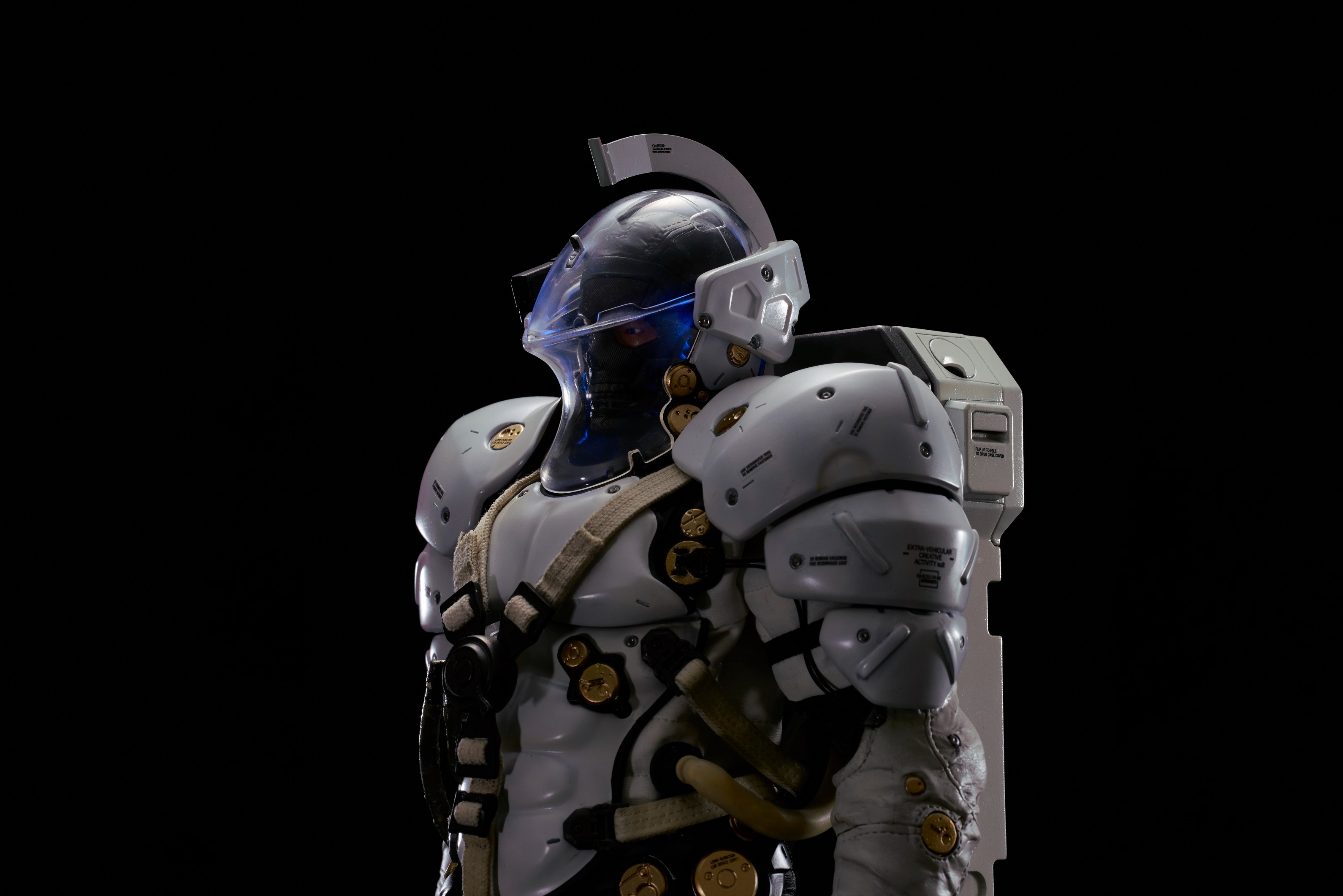 In Stock! Kojima Productions White LUDENS 1/6 Scale Action Figure (Death Stranding)