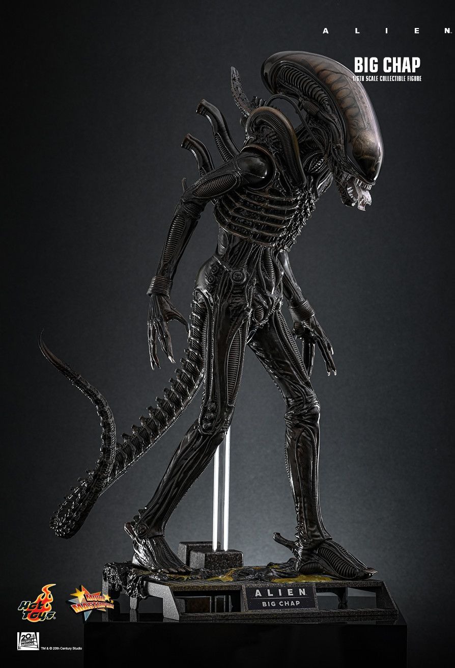 Pre Order! Hot Toys MMS826 Big Chap 1/6th scale Collectible Figure