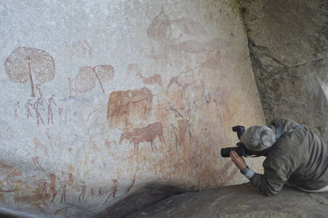 DOMBOSHAVA & CHIKUPO CAVES