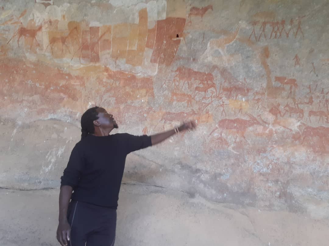 DOMBOSHAVA & CHIKUPO CAVES