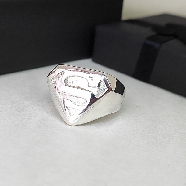 Anillo de Plata 925 Superman