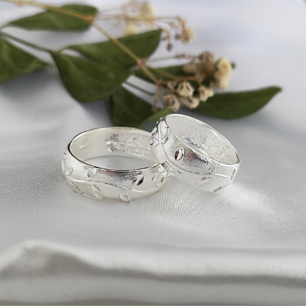 Elegantes anillos de plata 925 con diseño