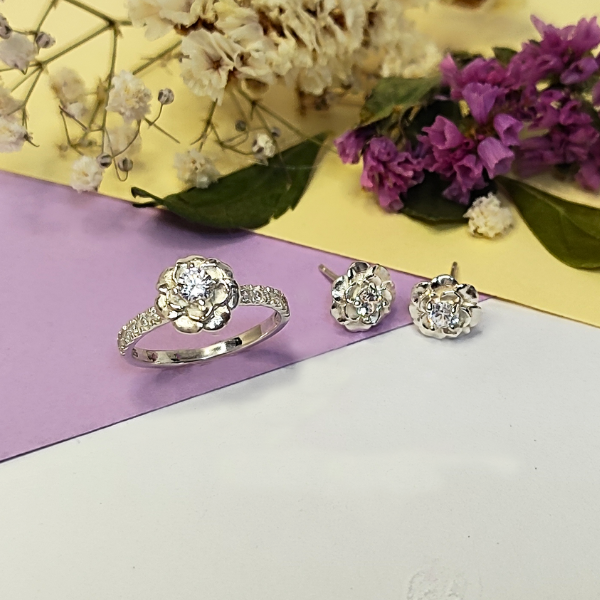 Set en plata 925 con diseño de rosas
