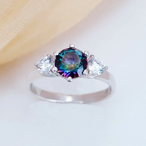 Anillo con piedra Aurora Boreal