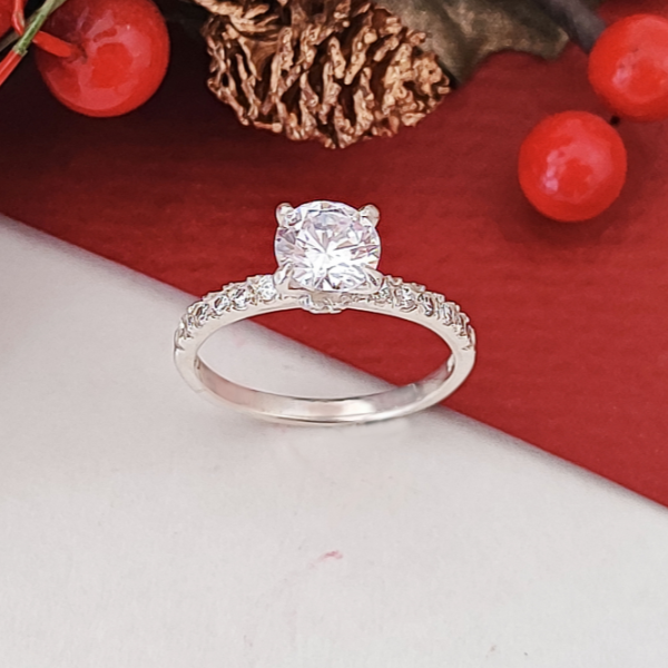 Anillo de compromiso de plata 925 con zirconia 