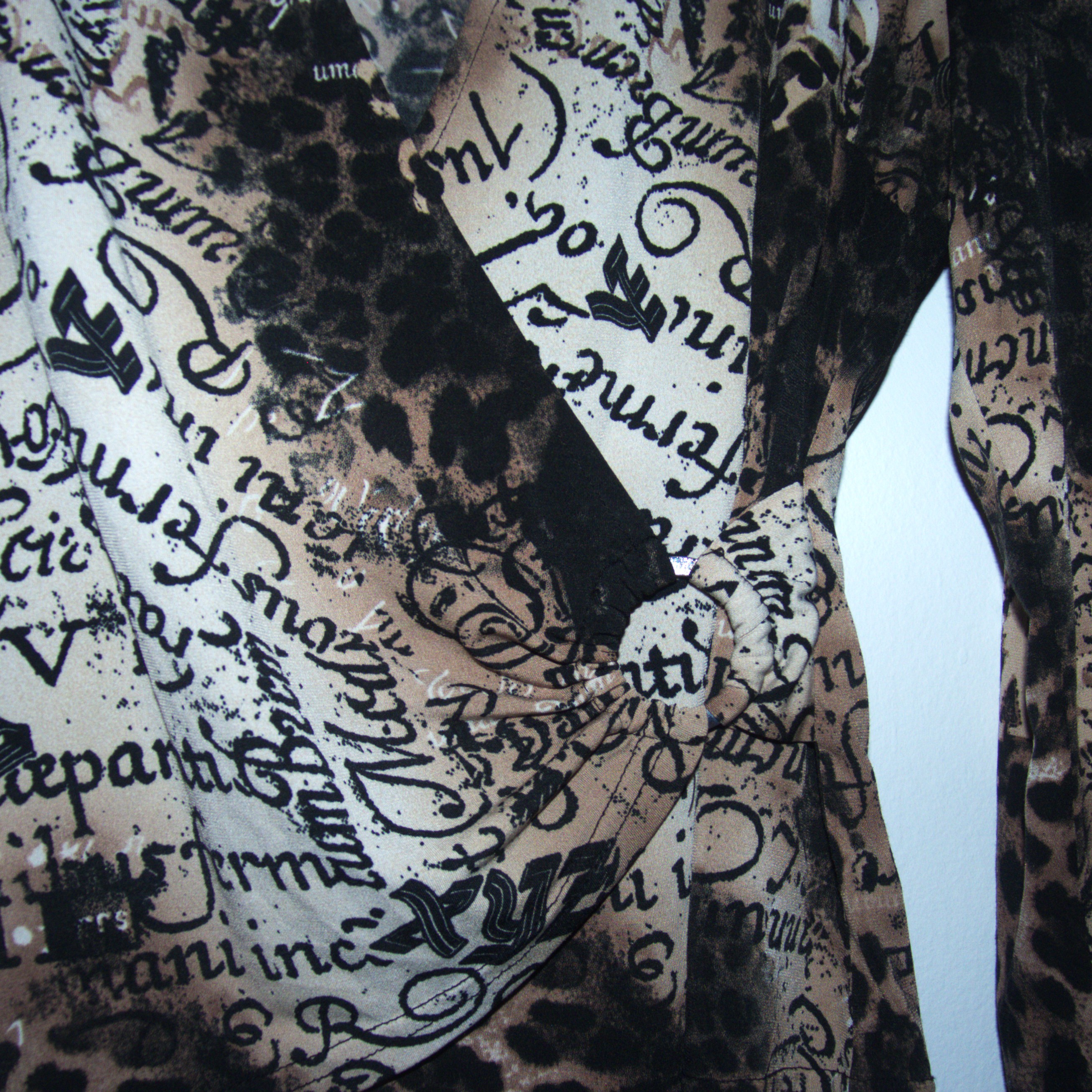Vintage Leopard-print graphic longsleeve