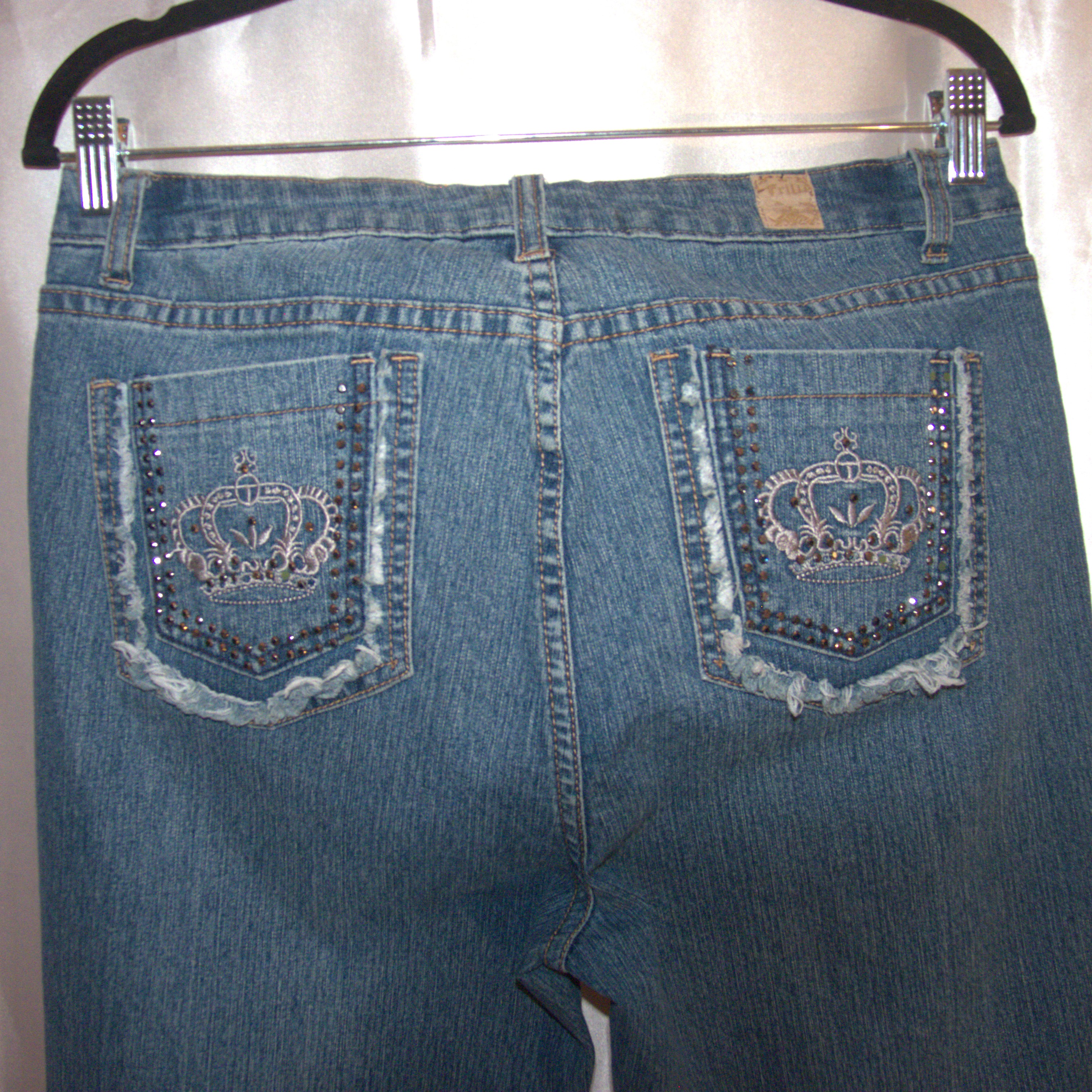 2000s Queen Wide Leg Jeans
